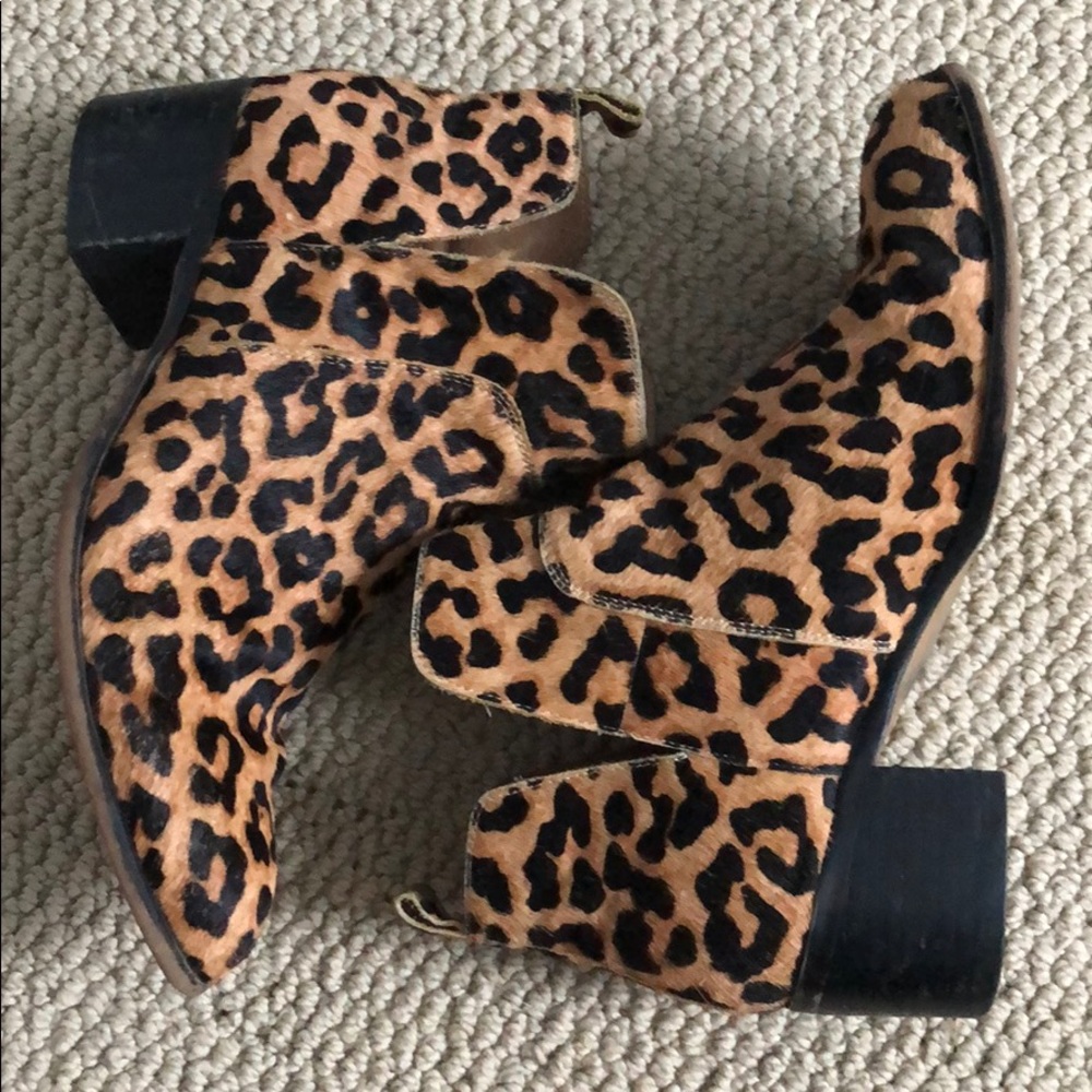 FRANCO SARTO Leopard Booties
